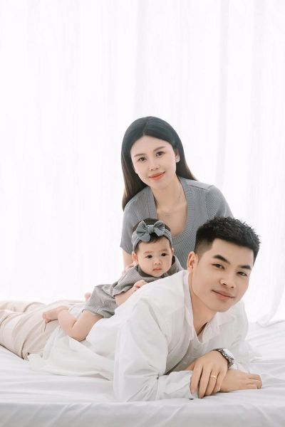 家庭照片怎么拍才温馨_家庭照片如何表达情感