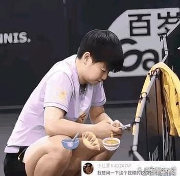 手指敲桌子心理学_为什么紧张时总敲桌子