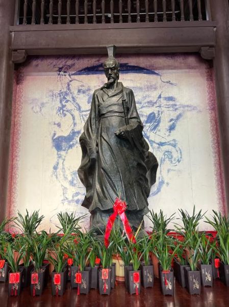 屈原洞中读书的故事_屈原读书洞在哪里