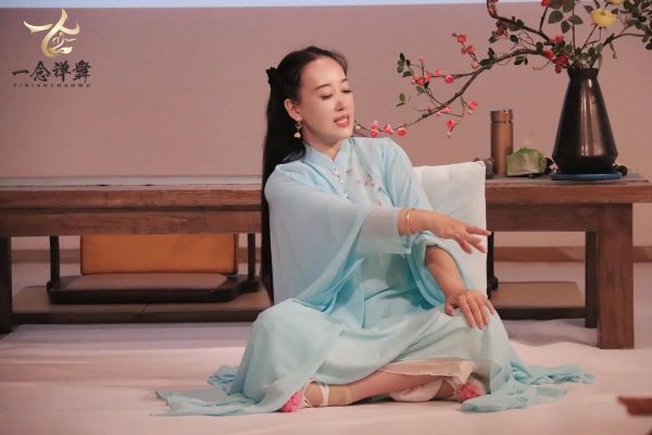 情感舞蹈如何表达内心_舞蹈疗愈真的有效吗