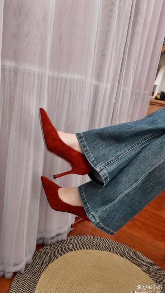 红色高跟鞋代表什么情感_为什么女人爱穿