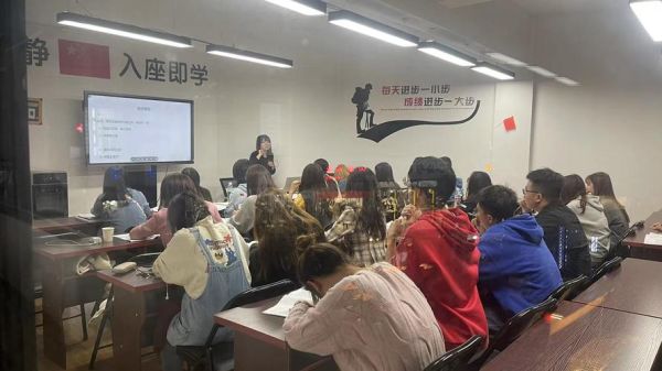 伯鸿读书会是什么_如何加入伯鸿读书会